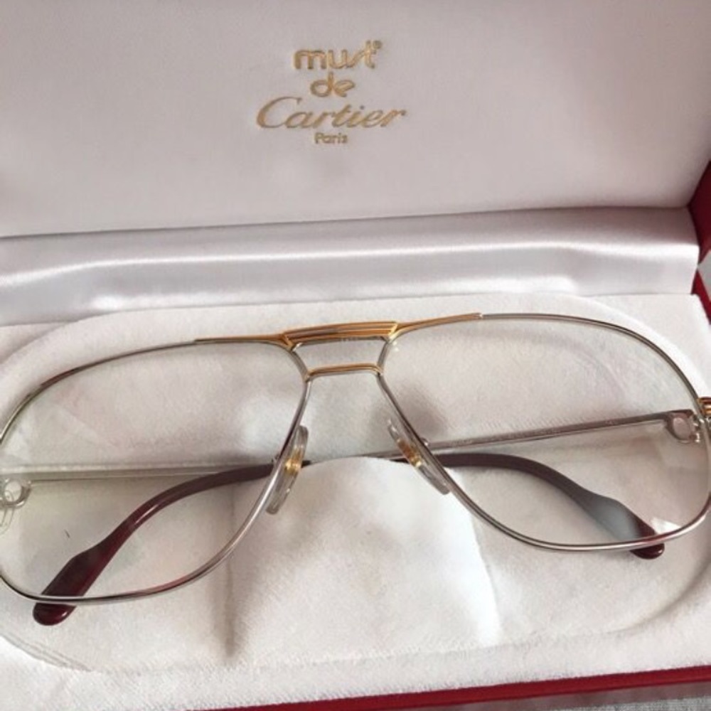 Eyeglasses